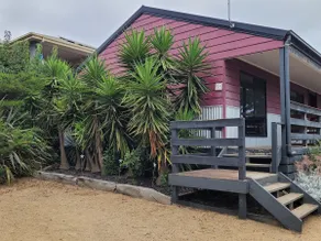 Pet friendly, 3bd, walk to golf & beach - Image 3