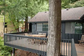 Cozy MCM Lake Retreat with Sauna, Hot Tub & Views - Image 5