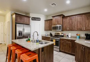 HEATED POOL★HOT TUB★FREE PARK PASS★PERFECT LOCATION - Image 5