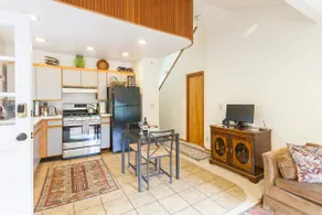 Awesome Apt. Near Seattle Center & Amazon Campus. - Image 4