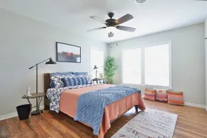 Yellow Door Cottage. Clean! Convenient location! - Image 4