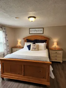 Grandmamas Cottage - Convenient location minutes from Blue Ridge Parkway, Biltmore, Shopping, and more! - Image 2