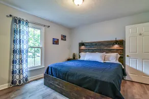 5 min to Biltmore & 10 to Downtown. New adorable neighborhood. - Image 4