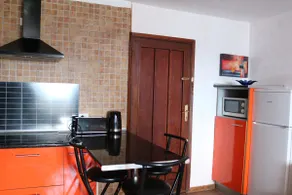 Apartment on the beach and ocean sounds - Image 5