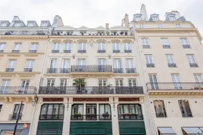 Heart of Paris. Last floor with AirCond & elevator - Image 4