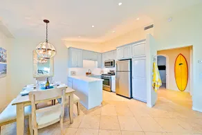 Ev charger, Jacuzzi, Pool, Sonos, 5 min walk Beach, 8 min drive to Legoland, - Image 5