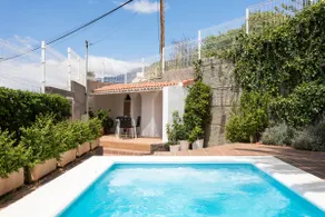 Romantic apartment with views and jacuzzi pool - Image 3