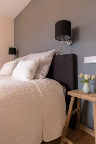 Atmospheric and luxurious apartment in an authentic building. - Image 3