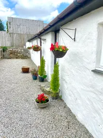 Romantic log-burner Cornish Cottage private garden dogs welcome - Image 3