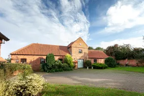 Garden cottage - Image 2