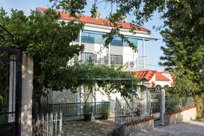 Athena House - Image 2
