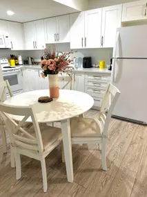 Homelike & Cozy Suite. Separate entrance, kitchen - Image 4