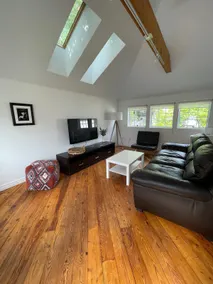 Modern Split-Level Loft in Downtown Moncton - Image 4