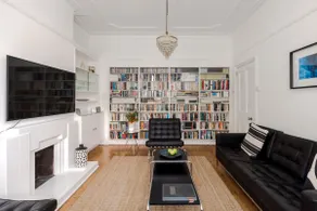 Modern Victorian House NEW LISTING 15min to centre - Image 2