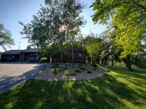 RARE! Pool, hot tub, garden &chickens! 4m to Mayo - Image 2