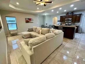 Golden Sanctuary/ Spacious 3 bed, 2 baths - Image 2