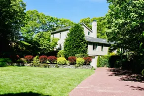 Southampton Sanctuary with Pool, Perfect Location! - Image 2