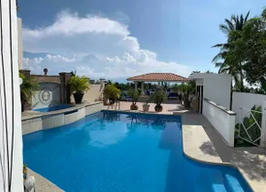 Bungalow with Pool and ocean view in golden zone - Image 5