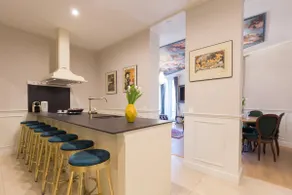 ★ELEGANT 3 BD Sagrada Familia/Air Conditioning/1Go Wifi/SmartTV - Image 2