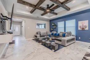 Modern 4 BR Near Downtown, Zoo - Image 2