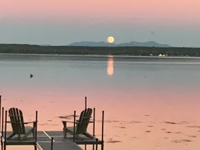 Relaxation on the shores of Lake Champlain - Image 5