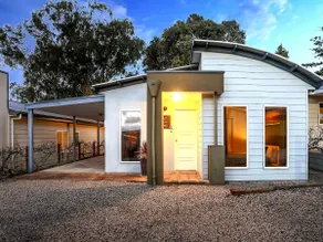 pause & explore: McLaren Vale Studio Apart's, WIFI - Image 4