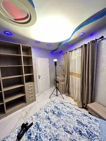Luxury apartment in the city center - Image 4
