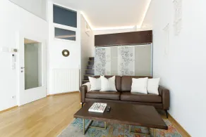 Next to 1st district & Naschmarkt w/ AC & balcony - Image 3
