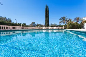 Villa Orient, 12 pax, pool, Wifi, AACC - Image 2