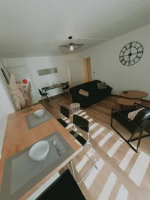Comfortable apartment with terrace - Image 5