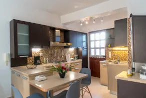 Cosy House - Image 4