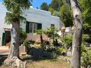 Casa Agave, surrounded by the greenery of Torre Bianca - Image 3