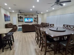 Newly Built Family Vacation Home - Image 5