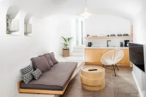 Santorini Soul Villas - Image 5