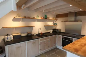 Beautiful, High Quality, Riverside Cottage - Image 4