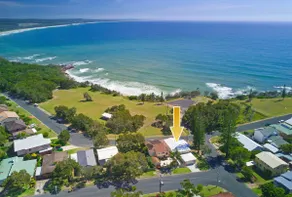 Allure by the Sea - beachfront home - Image 2