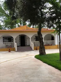 Isolated country house in the heart of the Manchego area - Image 2