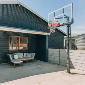 Vineview Cottage- A Farmhouse Cottage set on a Riesling Vineyard. Near Wineries! - Image 3