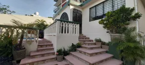 HOUSE AND PRIVATE POOL, EXCELLENT LOCATION - Image 5