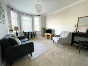 Private Flat in Parkstone, Poole - Wifi & Netflix - Image 3