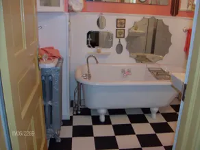 Relax & Revisit Yesterday with a Retro Staycation! - Image 3