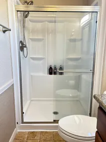 Elite Casita w/ indoor Jet Tub & EV - Image 5
