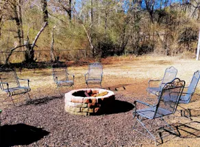 Steele Magnolia Cottage-cozy, full reno, sleeps 6 - Image 5