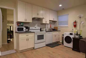 Comfortable 1 Bedroom In-Law near SFO/BART - Image 4