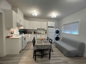 CLEAN 2 BEDRM Suite 800m from Metrotown & Skytrain - Image 5