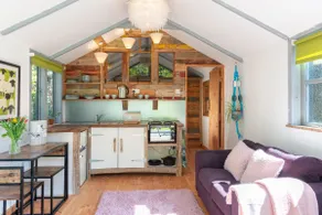 Lime Tree Cabin, rustic nr coast, nr St Ives - Image 4