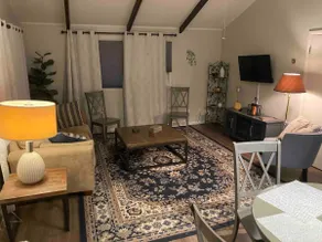 Pine Grove Cottage - Visit Monticello, Charlottesville & Many Local Wineries - Image 2