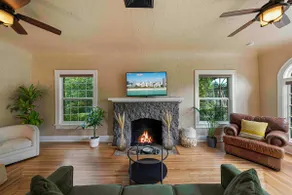 3/2 Luxury Spanish Villa - Pool - Pet Friendly - Image 3