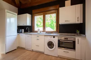 Accessible apartment with a private garden - Image 5