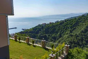 Unique View of Sea and Green Luxury House - Image 5